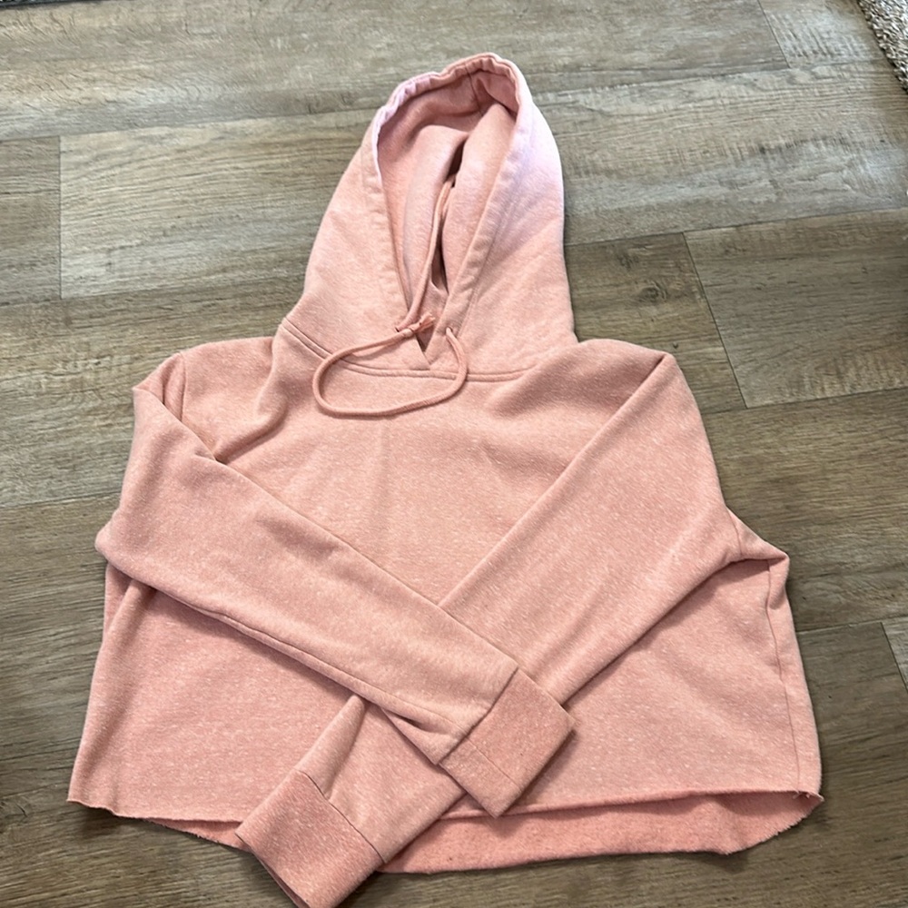 Pacing cropped hoodie